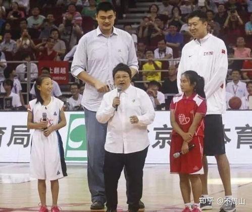 矮人明星的照片,揭秘矮人界的璀璨星辰